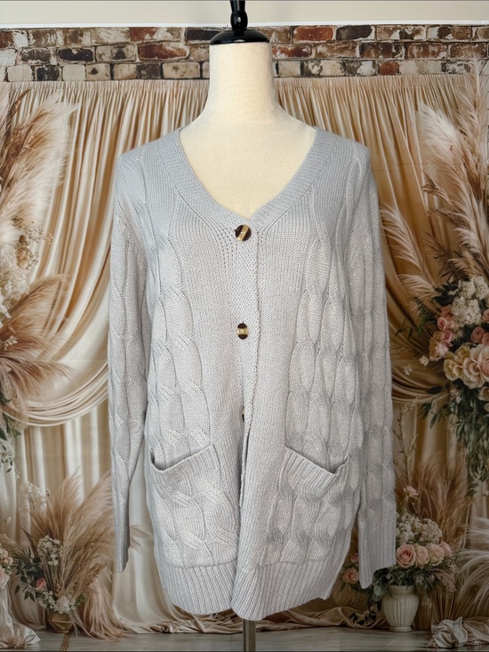 SHEIN Sweaters - SHEIN Light Gray Cable Knit V-Neck Button Front Cardigan